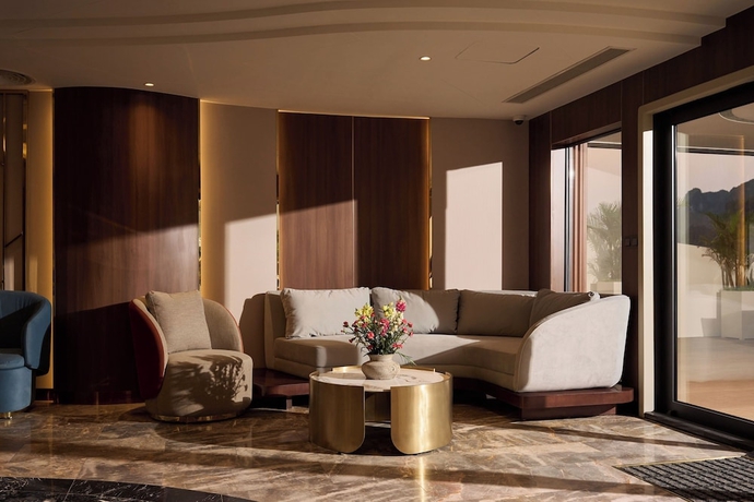 Imagen de los interiores del Hotel Calista Cruise - A Ha Long Bay Spectacle. Foto 15