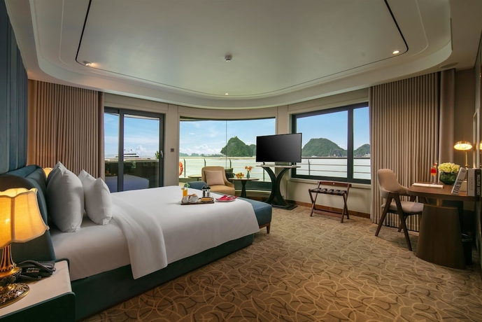 Imagen de la habitación del Hotel Calista Luxury Cruise. Foto 5