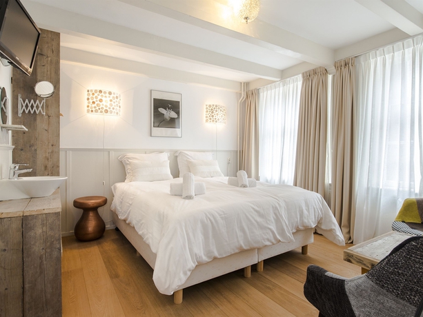 Imagen de la habitación del Hotel Calisto. Foto 5