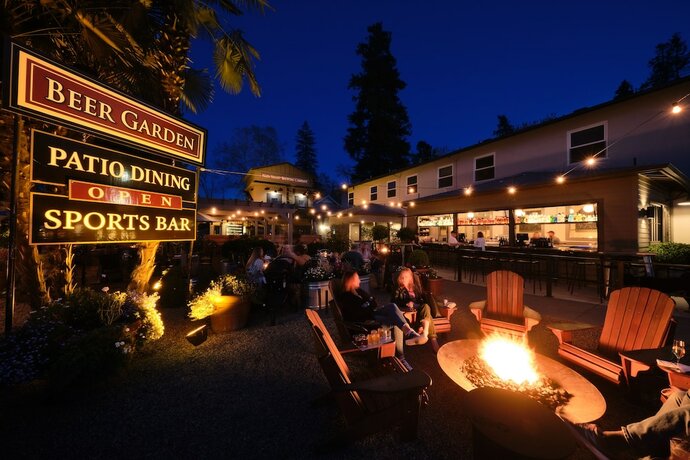 Imagen general del Hotel Calistoga Inn Restaurant and Brewery. Foto 13