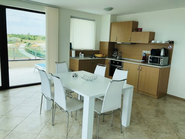 Imagen de la habitación del Hotel Calithea Complex. Foto 14