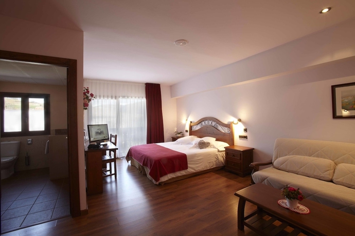 Imagen de la habitación del Hotel Calitxó. Foto 12