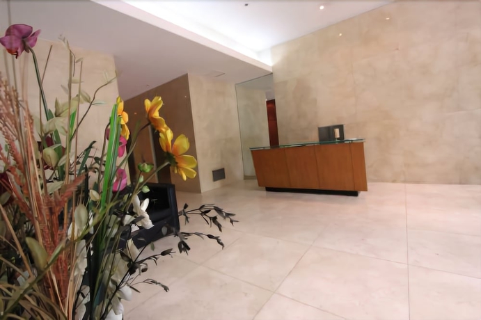 Imagen de los interiores del Hotel Callao Plaza Suites. Foto 19