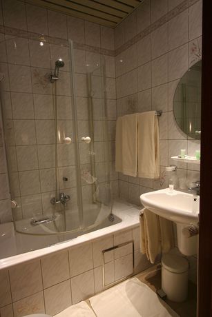 Imagen de la habitación del Hotel Callecanes. Foto 7