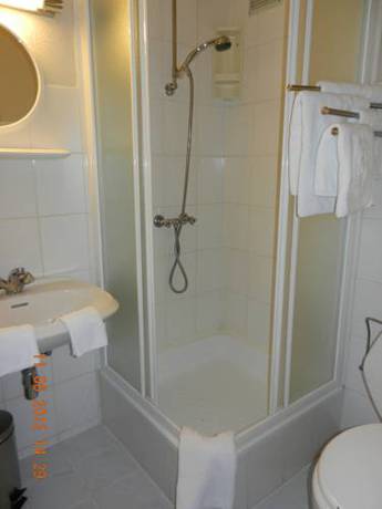 Imagen de la habitación del Hotel Callista. Foto 8