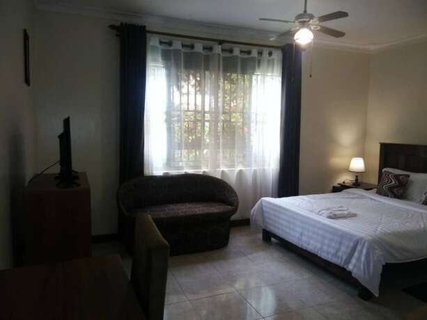 Imagen general del Hotel Calm Suites Kampala. Foto 5