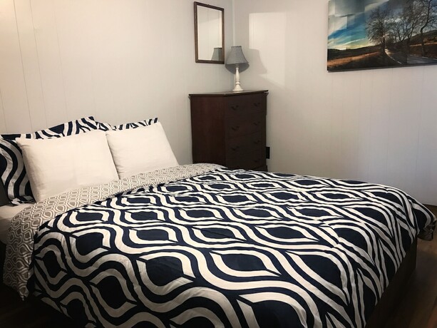 Imagen general del Hotel Calm Waters Cabin Resort. Foto 10