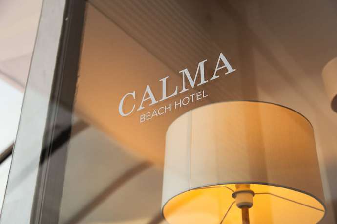 Imagen de los interiores del Hotel Calma Beach, Milies. Foto 12