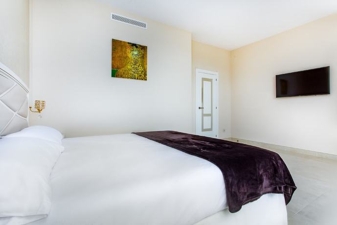 Imagen de la habitación del Hotel Calma Holiday Villas. Foto 11