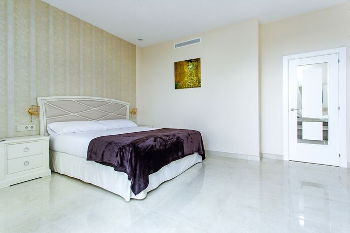 Imagen de la habitación del Hotel Calma Holiday Villas, Playa de Aro. Foto 17
