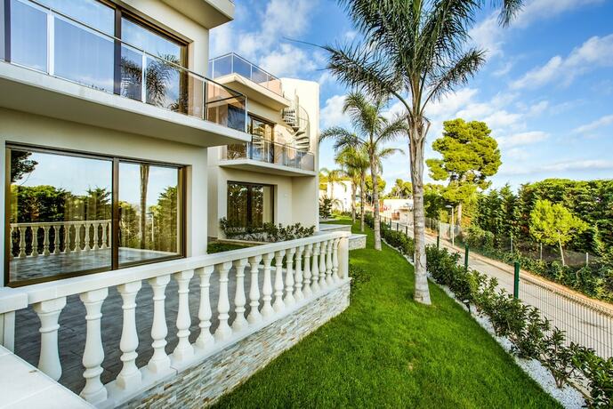 Imagen general del Hotel Calma Holiday Villas, Playa de Aro. Foto 9