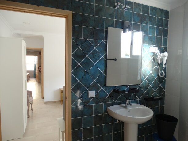 Imagen general del Hotel Calpe. Foto 12