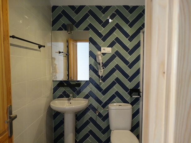 Imagen general del Hotel Calpe. Foto 15