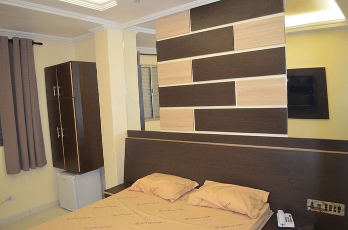 Imagen de la habitación del Hotel Calstar. Foto 4