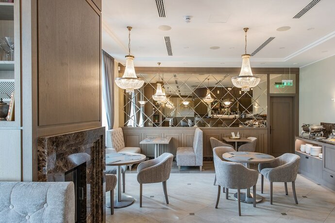 Imagen del bar/restaurante del Hotel Calvary And Restaurant Vilnius. Foto 8