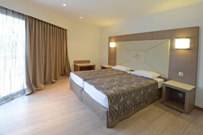 Imagen de la habitación del Hotel Calvi, Calvi. Foto 11