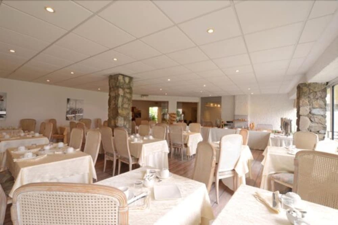 Imagen del bar/restaurante del Hotel Calvi. Foto 2