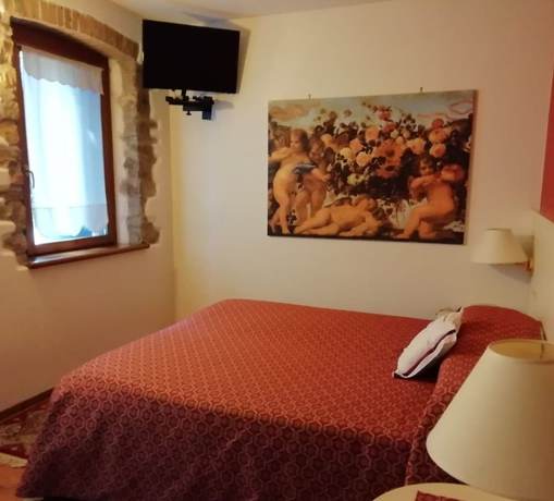 Imagen de la habitación del Hotel Calvi, Vittorio Veneto. Foto 7