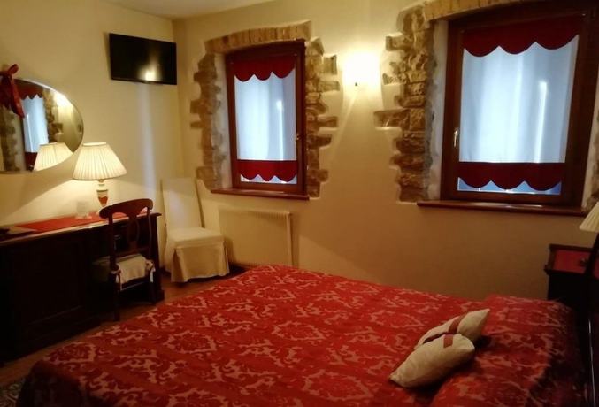 Imagen de la habitación del Hotel Calvi, Vittorio Veneto. Foto 17