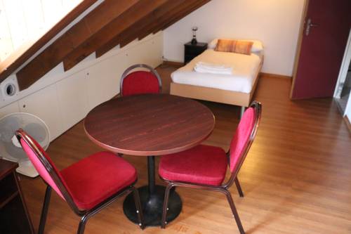 Imagen de la habitación del Hotel Calvy. Foto 3