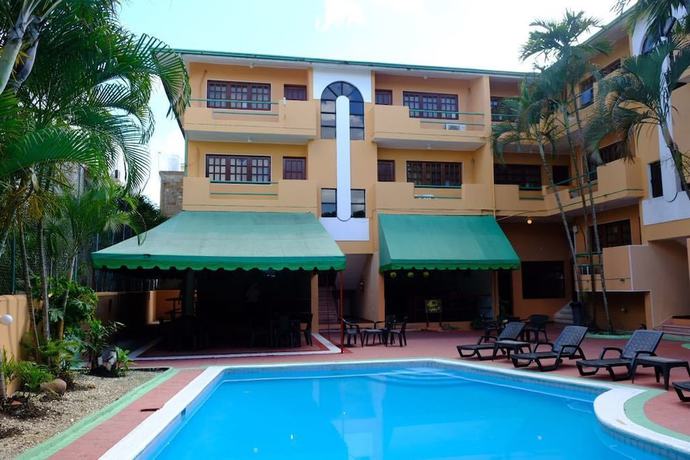 Imagen de la piscina del Hotel Calypso Beach, Boca Chica. Foto 15