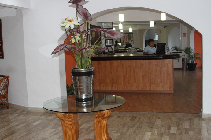 Imagen de los interiores del Hotel Calypso Cancun. Foto 12