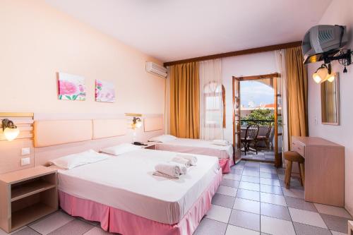 Imagen de la habitación del Hotel Calypso, Chaniotis. Foto 4