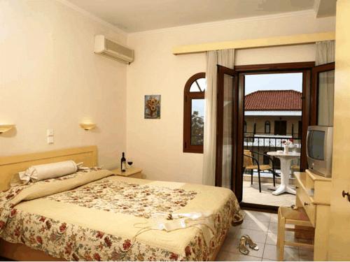 Imagen de la habitación del Hotel Calypso, Chaniotis. Foto 7