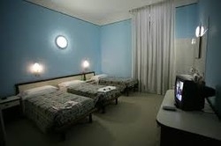 Imagen de la habitación del Hotel Calypso, Mil&aacute;n. Foto 2