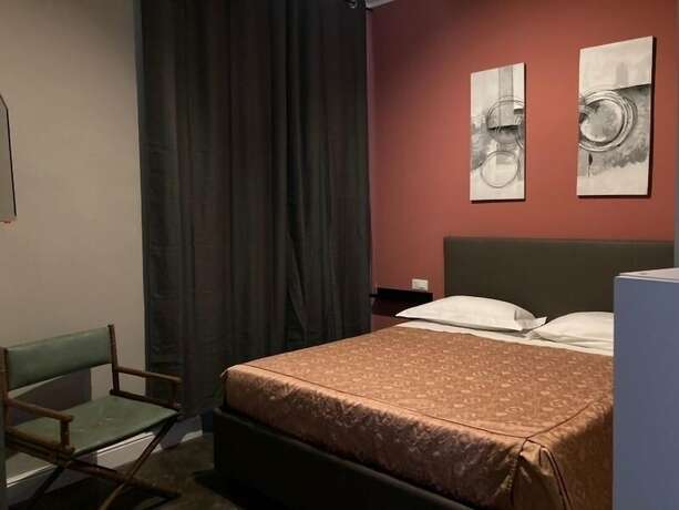 Imagen de la habitación del Hotel Calypso, Milán. Foto 15