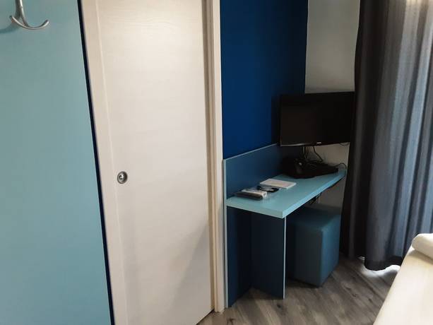 Imagen de la habitación del Hotel Calypso, Pontecagnano Faiano. Foto 15
