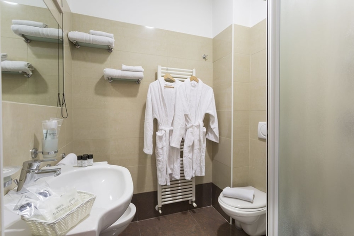 Imagen de la habitación del Hotel Calypso, Rimini. Foto 15