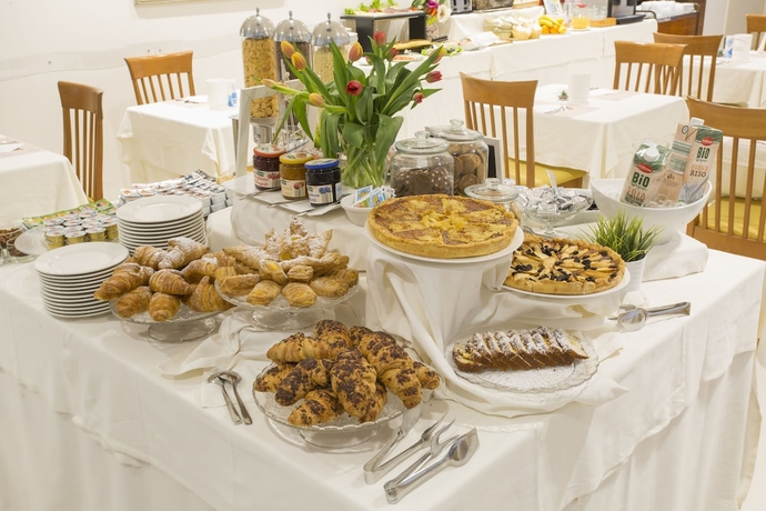 Imagen del bar/restaurante del Hotel Calypso, Rimini. Foto 5