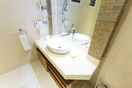 Imagen de la habitación del Hotel Calypso, Toamasina. Foto 5