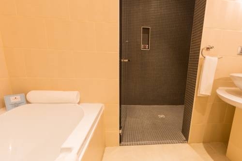 Imagen de la habitación del Hotel Calypso, Toamasina. Foto 6