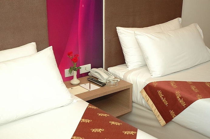 Imagen de la habitación del Hotel Calypzo 2. Foto 7