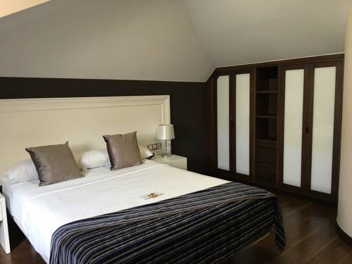 Imagen de la habitación del Hotel Calzada. Foto 8