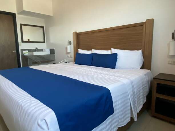 Imagen de la habitación del Hotel Calzada Inn. Foto 21