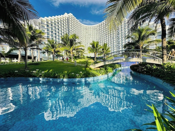 Imagen de la piscina del Hotel Cam Ranh Nha Trang Seaview Condotel. Foto 15