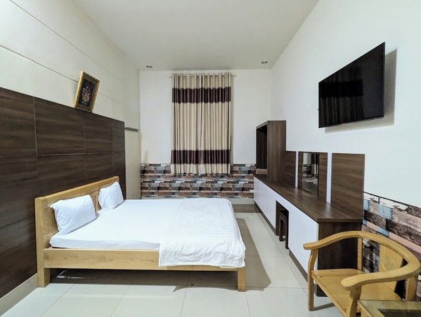 Imagen de la habitación del Hotel Cam Uyen. Foto 5