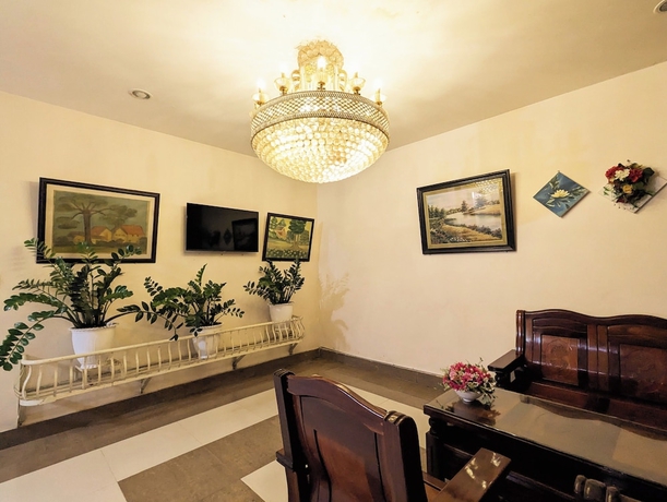 Imagen de los interiores del Hotel Cam Uyen. Foto 15