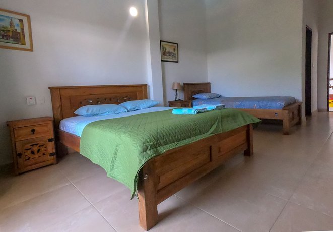 Imagen de la habitación del Hotel Camali. Foto 2