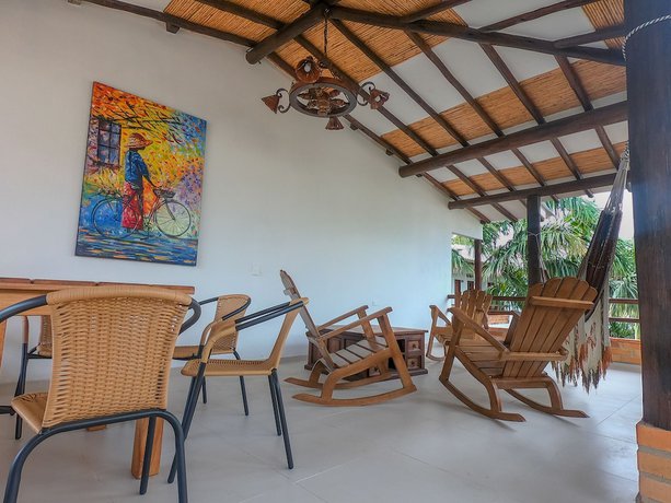Imagen de la habitación del Hotel Camali. Foto 9