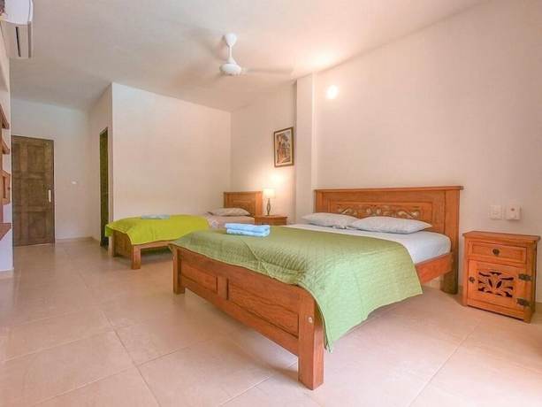 Imagen de la habitación del Hotel Camali. Foto 13