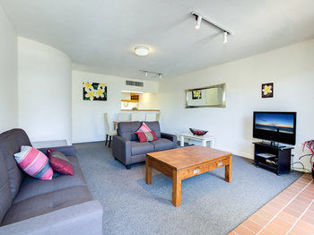 Imagen general del Hotel Camargue Beachfront Apartments. Foto 2