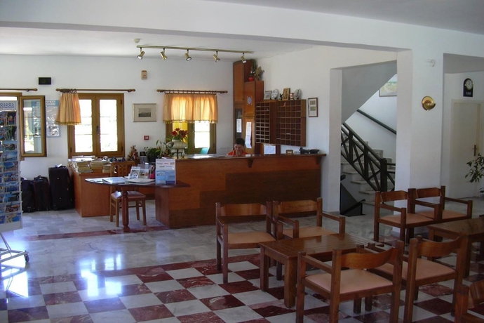 Imagen general del Hotel Camari Garden Apartments. Foto 6