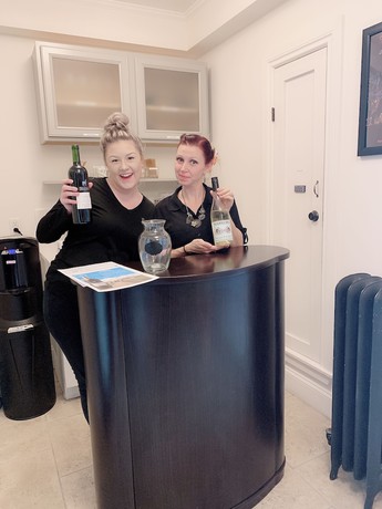 Imagen del bar/restaurante del Hotel Camas Boutique. Foto 3