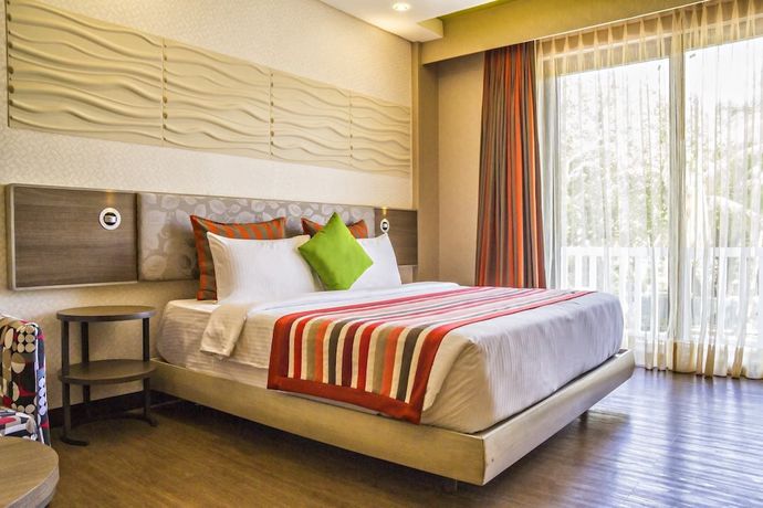 Imagen general del Hotel Camaya Coast. Foto 1
