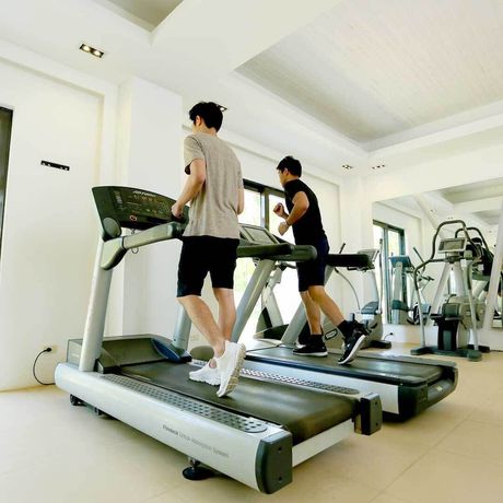 Imagen de los interiores del Hotel Camaya Coast. Foto 14