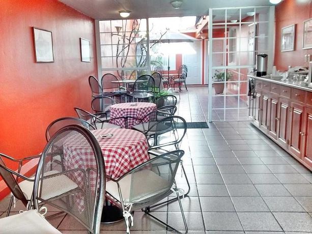 Imagen del bar/restaurante del Hotel Camba. Foto 2